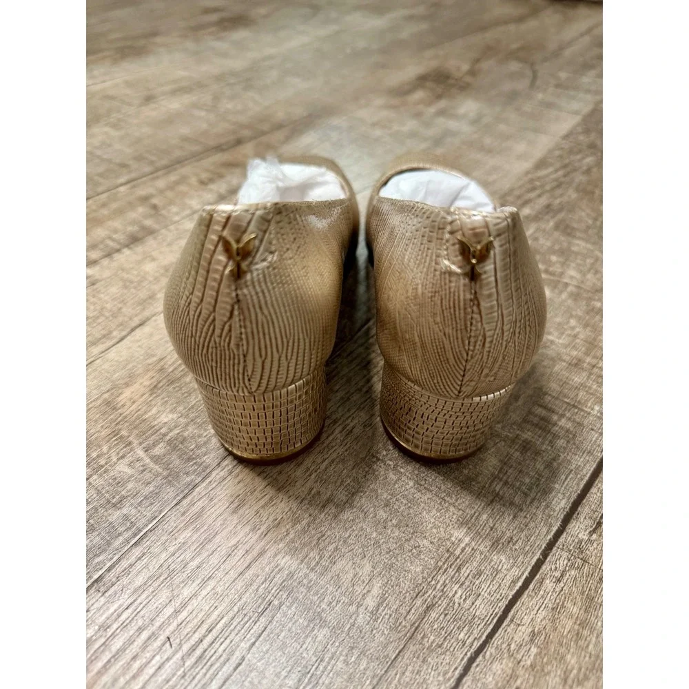 J. Renee Olivienne Pearl Beige Lizard Print Square Toe Block Heel Pumps  Size 6M